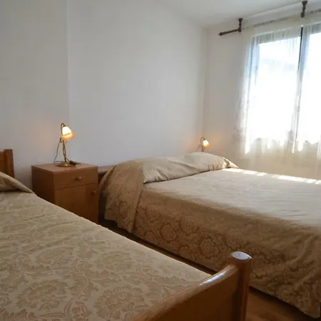 Guest house Koreni
